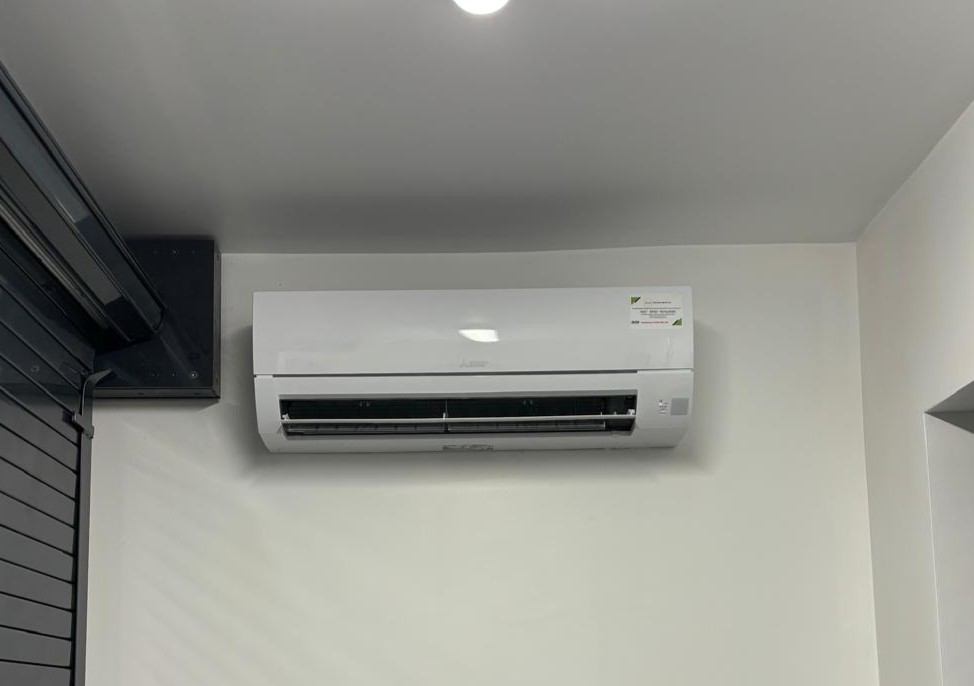 Professional Air Conditioning Wall Unit Installation by Ecologic Group UK